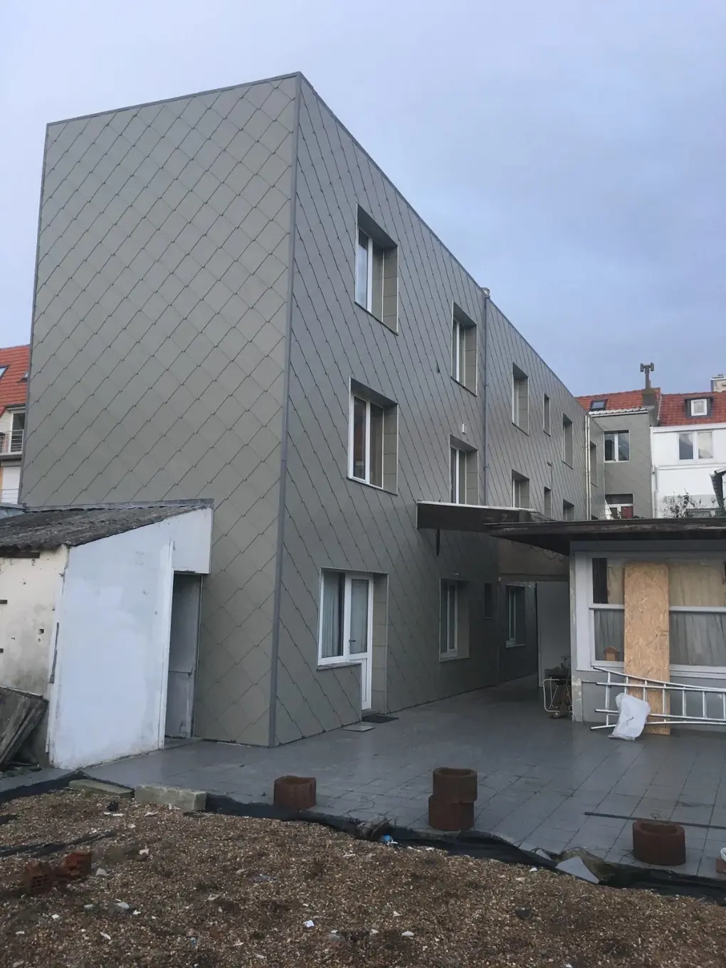 Gevelbekleding in kunstleien